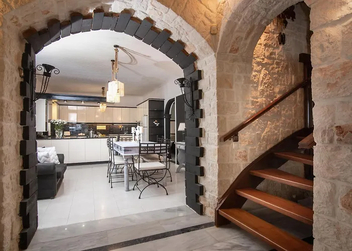 Jps Stone Villa *